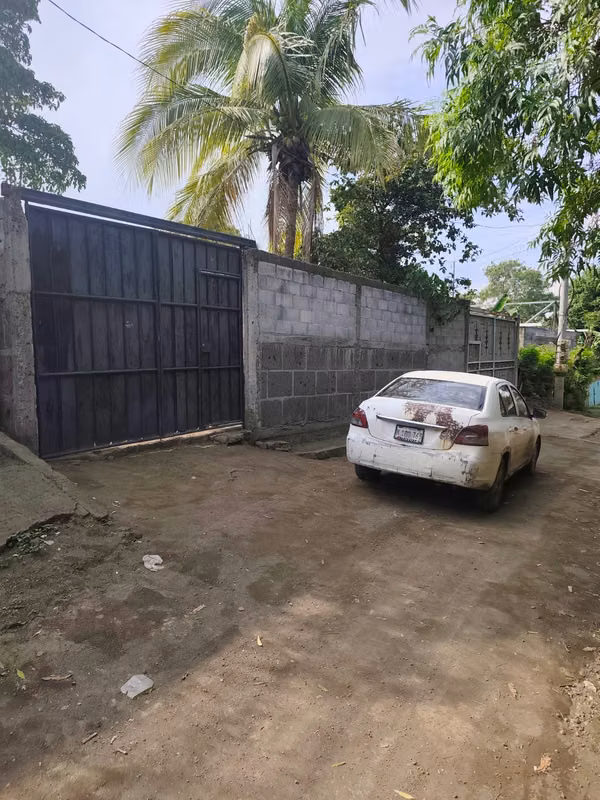 Vendo casa a muy buen precio distrito 7 managua