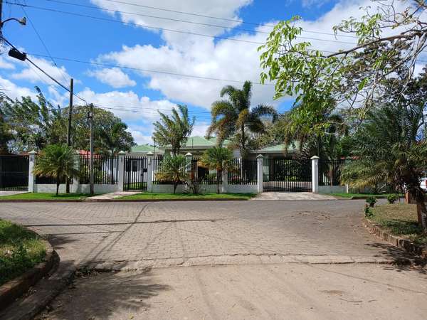 Se vende casa en Diriamba Carazo 