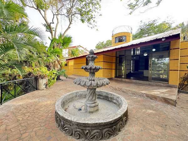 Venta de Casa en Villa Fontana Sur 