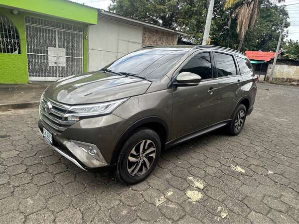 Toyota Rush  -  2025