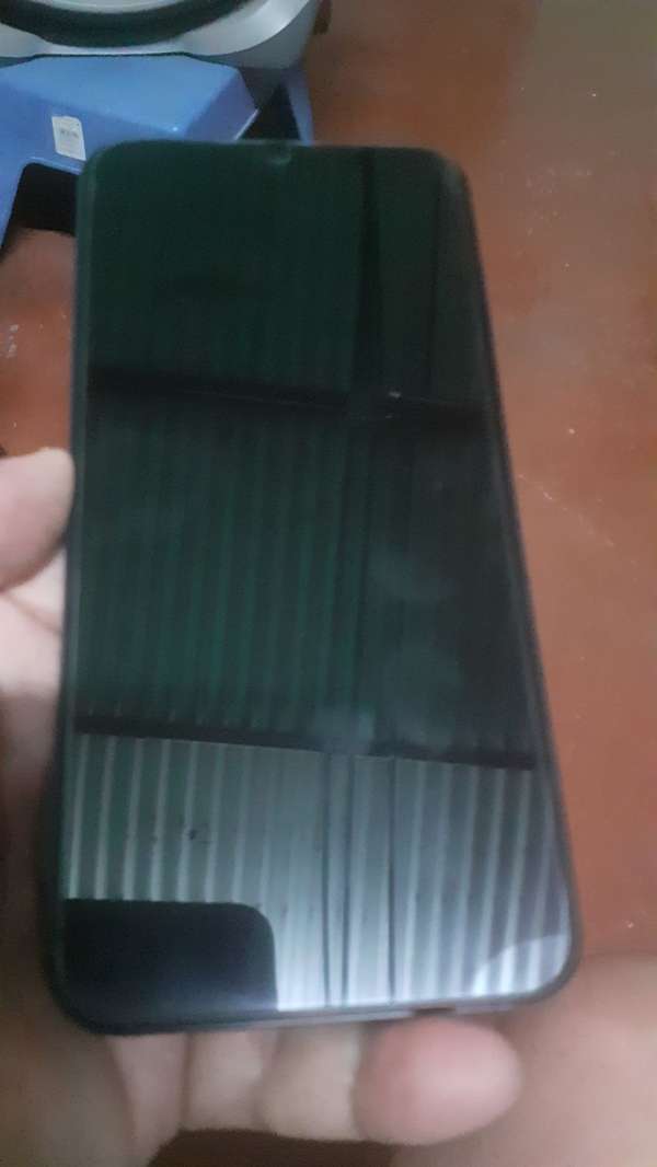 Se vende Samsung galaxy A15 usado y en buen estado con cover y protector de pantalla y su cargador. 