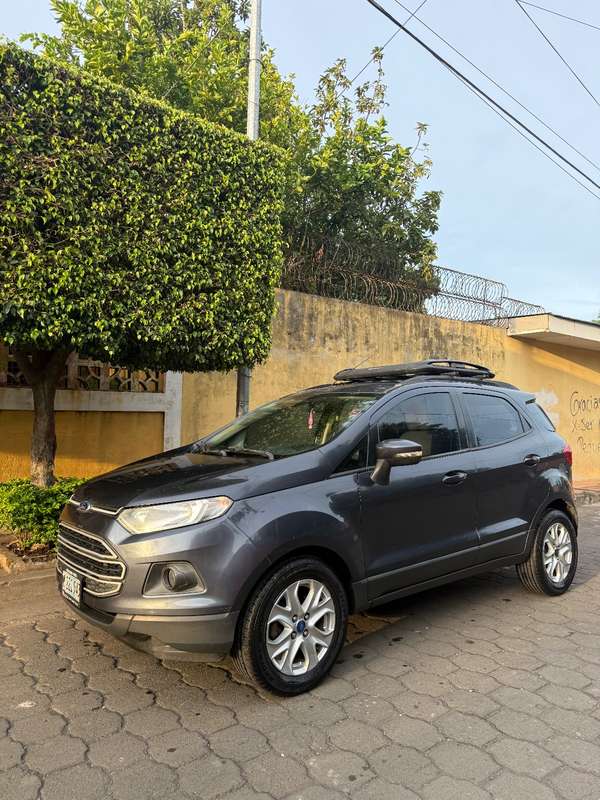 Bonita Ford EcoSport Automática|  