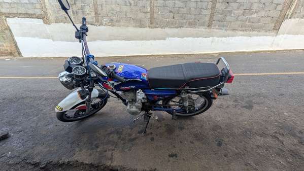 Vendo moto Dayun año 2016 600 dólares negociable 