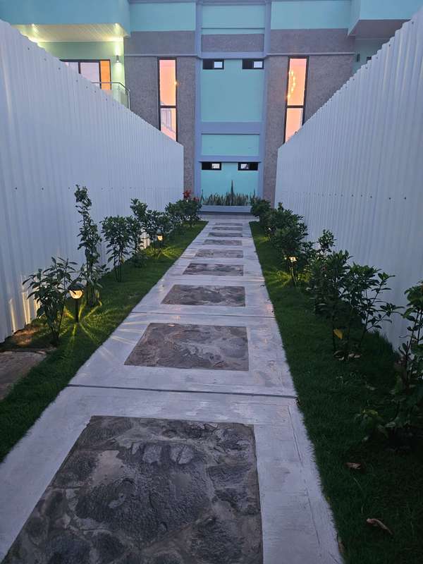 Se renta casa tipo Townhouse en residencial, ml