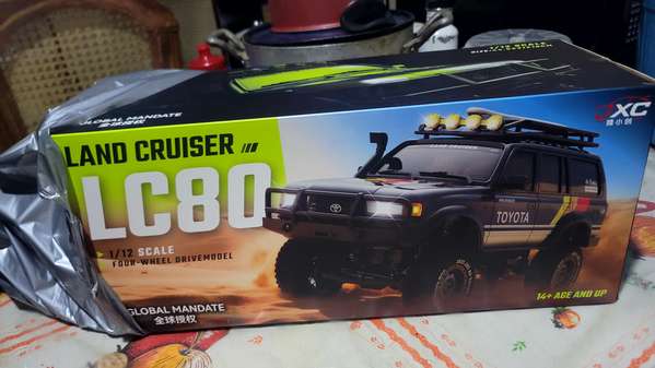 SE VENDE CRAWLER PROFESIONAL  A RADIO CONTROL MARCA LC 80 SERIE DE TOYOTA 4×4  ESCALA 1/12 ...