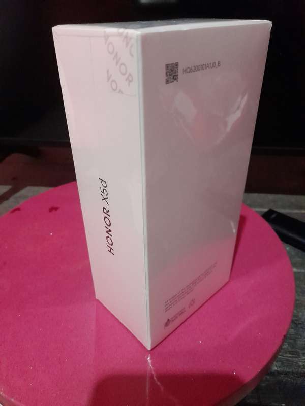 Buenas  Vendo celular honor X5D,  nuevo en su caja original.   Precio : 100$
