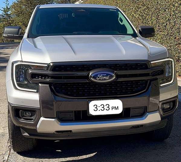 FORD RANGER XLT COMO NUEVA