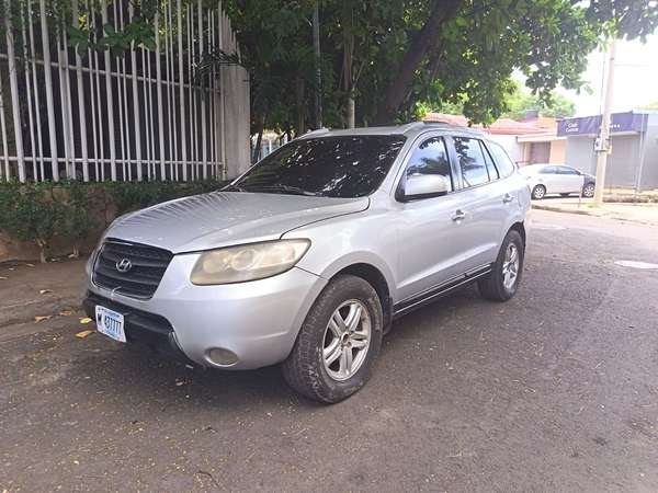 Hyundai Santa Fe 2008 $5,800 No Negociable Donde está y Como está