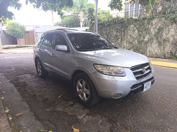 Hyundai Santa Fe 2008 $5,800 No Negociable Donde está y Como está