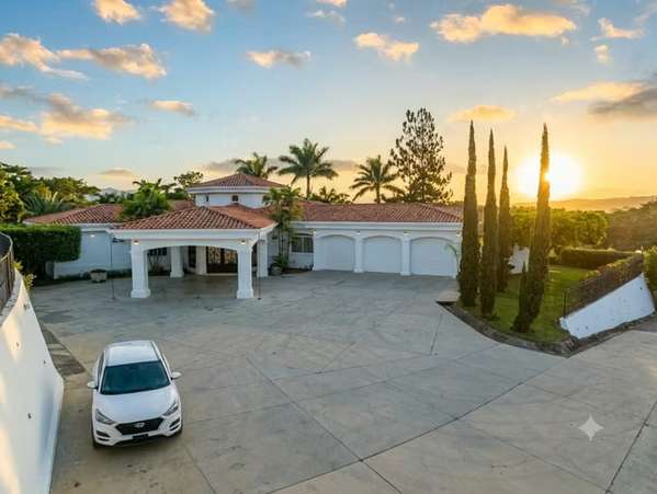 Venta de Casa en Villa Fontana Sur 