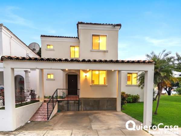 Hogar acogedor en Las Colinas 