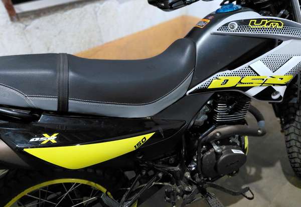 VENDO MOTOCICLETA NUEVA DSRX150