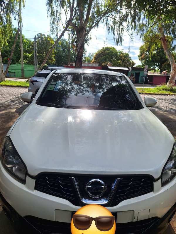 VENDO CAMIONETA NISSAN QASQAI 2013 MECANICA