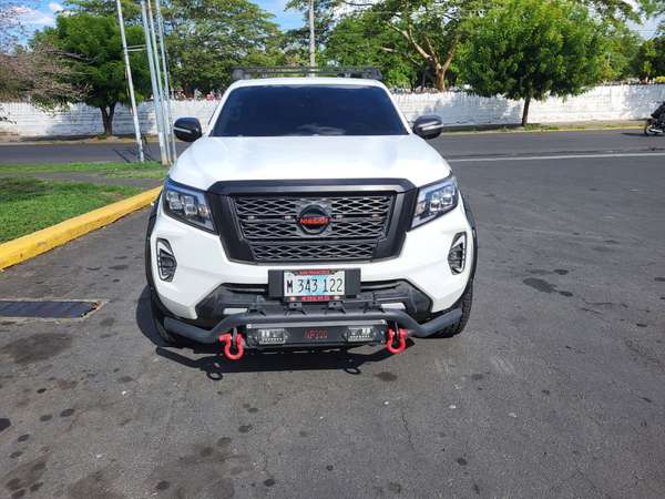 Nissan frontier 2022 único dueño $27,000