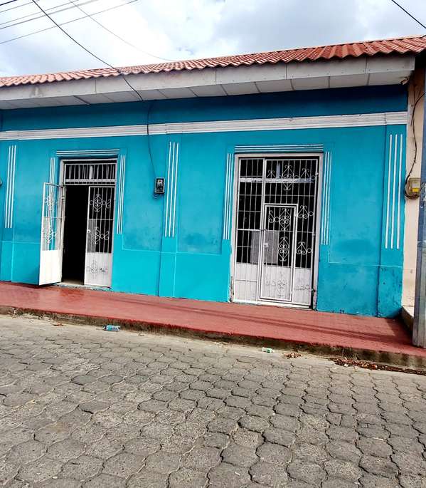 VENDO CASA EN EL CENTRO DE LEÓN 