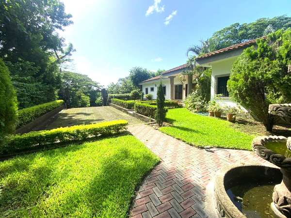Venta de Casa en Carretera Vieja a León 