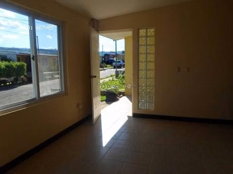 XOCHITLAN U$ 300