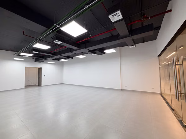 Office in remodeling at Dorado City Center - Customizable and ready for your business