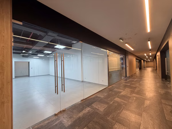 Office in remodeling at Dorado City Center - Customizable and ready for your business