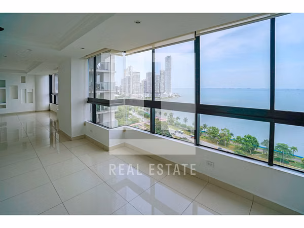 Se Vende apartamento en Princesa del Mar, en la Av. Balboa a la venta