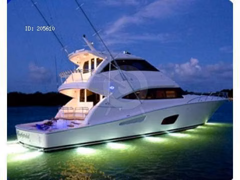 DIVIERTASE IN GREAT WITH THEIR OWN YACHT, FOR STROLLS OR FISHES