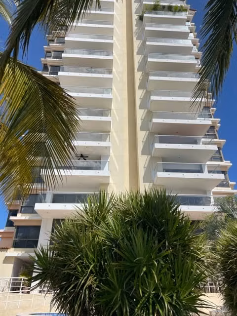 GORGONA, Ocean front