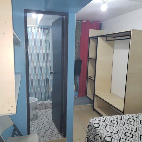 Cuarto Céntrico Iglesia del Carmen baño privado PAGO QUINCENAL