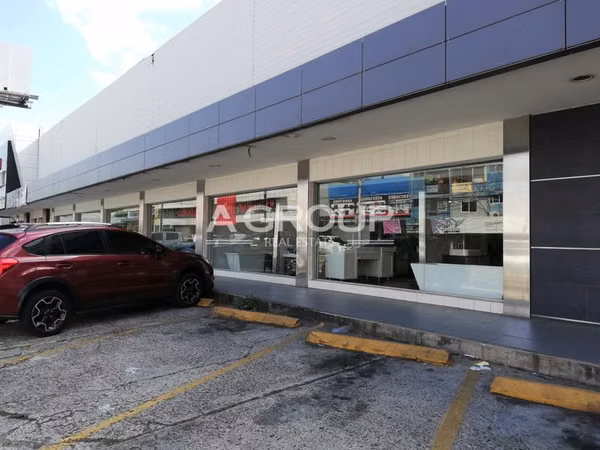 Se alquila local comercial - Via Fernandez de Cordoba