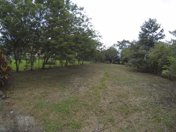 Venta de terreno subiendo a El Valle