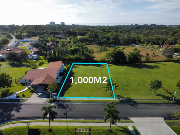 BOAT TIP MARE LOTS OF 1000M2 FOR SALE