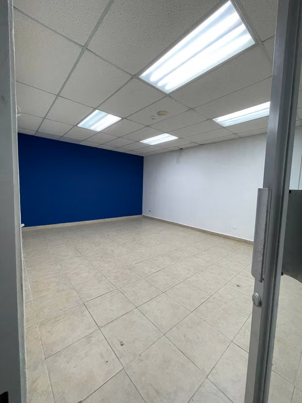 SE RENTA DEPOSITO  LOCAL BODEGA OFICINA EN LOS PUEBLOS JUAN DIAS MINI BODEGA
