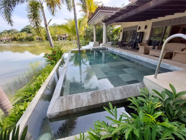 Villa for rent in buenaventura bristol for carnivals