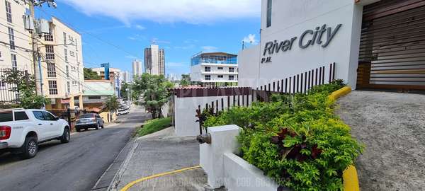 Opportunity! Sold Centrico Apartment in Rio Abajo With Linea Blanca