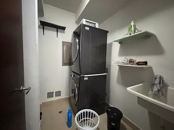 SELLING APARTMENT IN PH OCEANAIRE