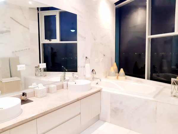 PEARL duplex 4 bedrooms $795,000