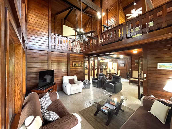 Amazing exotic-wood house 30 minutes from the city, now $299,000. ID 17970