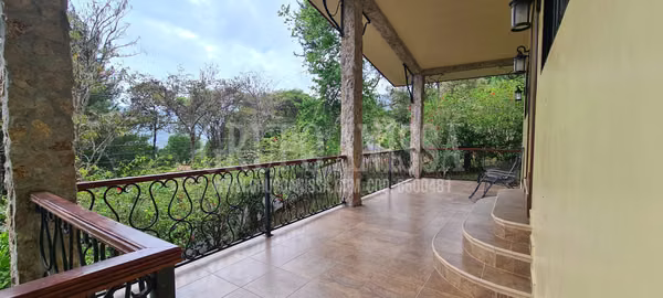 Opportunity! Sold Cozy House in Altos del Maria