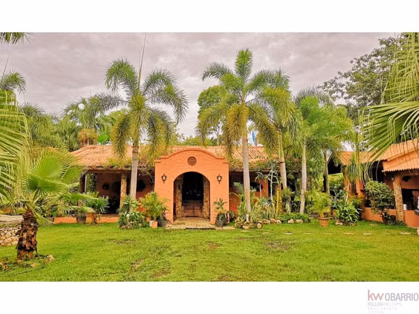 House with plantation in Nueva Gorgona, Chame