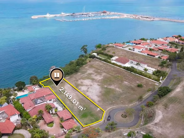 Se vende Terreno en Vista Mar, Frente a la Playa