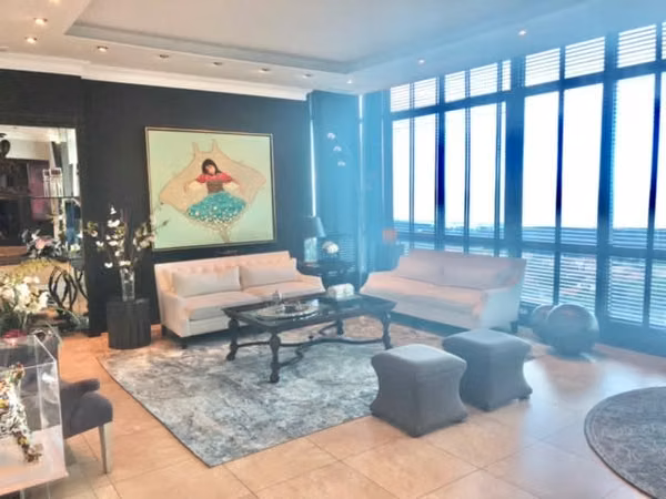 VENTA APARTAMENTO PISO COMPLETO EN PH ALCALA