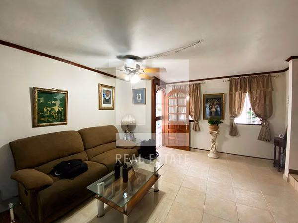 Se vende Casa en Condado del Rey