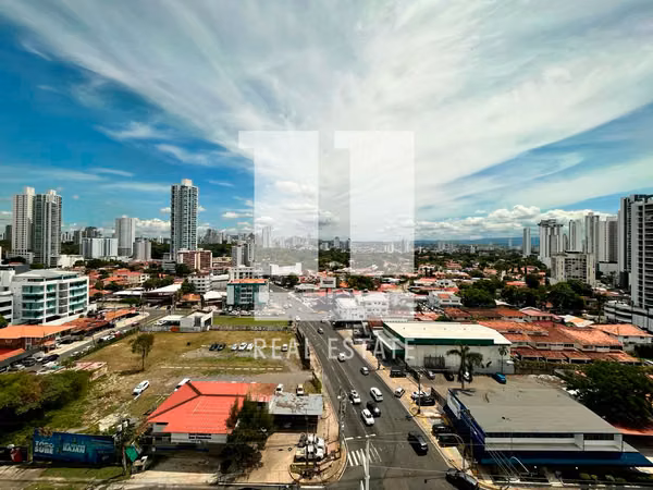 Se vende Oficinas en calle 50, Torre BMW