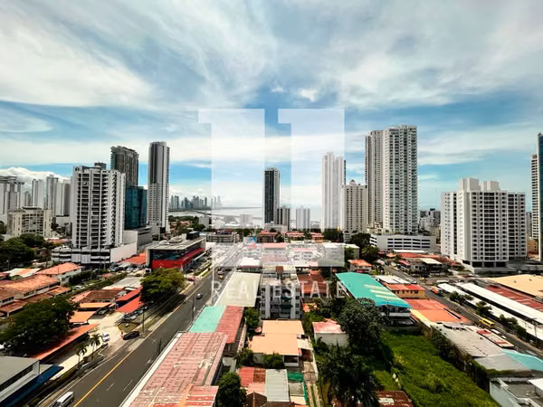 Se vende Oficinas en calle 50, Torre BMW