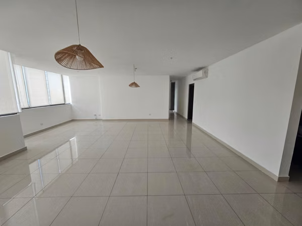 SE VENDE APARTAMENTO EN PH BRISA MARINA, COSTA DEL ESTE.