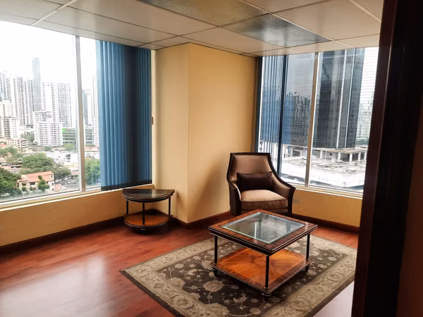 Office for RENT - OBARRIO