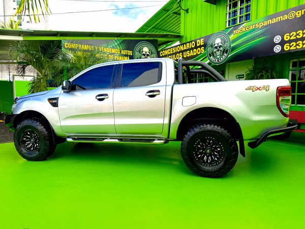 FORD RANGER XLT 2014 4X4 TURBO DIESEL SUPER OFFER READY FOR ANY TERRAIN.