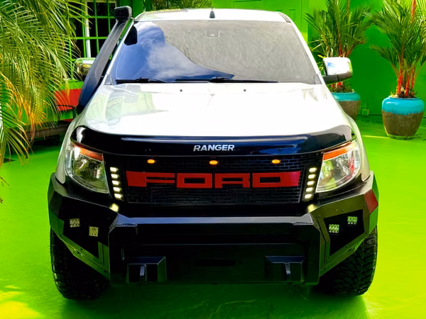 FORD RANGER XLT 2014 4X4 TURBO DIESEL SUPER OFFER READY FOR ANY TERRAIN.