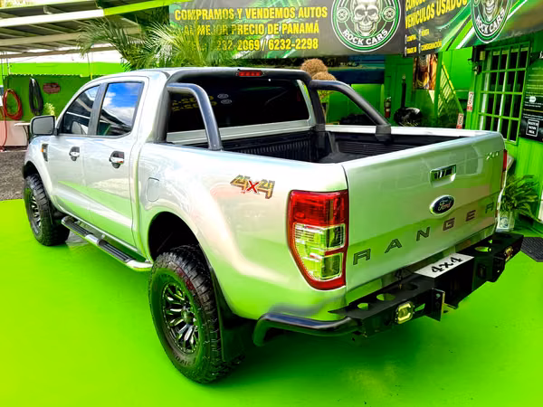 FORD RANGER XLT 2014 4X4 TURBO DIESEL SUPER OFFER READY FOR ANY TERRAIN.