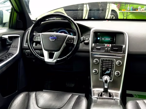 VOLVO XC60 2016 UNA GANGA EXCELENTE ESTADO