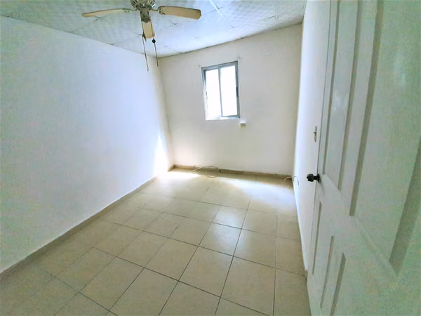 Separate studio rental in Betania near super 99
